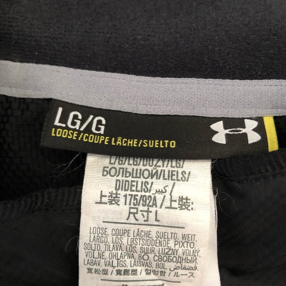Under armour Black Loose Windbreaker (Size Large) - Picture 10 of 13